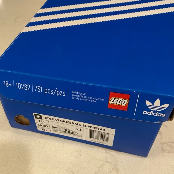 RETIRED LEGO 10282 ADIDAS ORIGINALS SUPERSTAR SNEAKER - Picture 8 of 14
